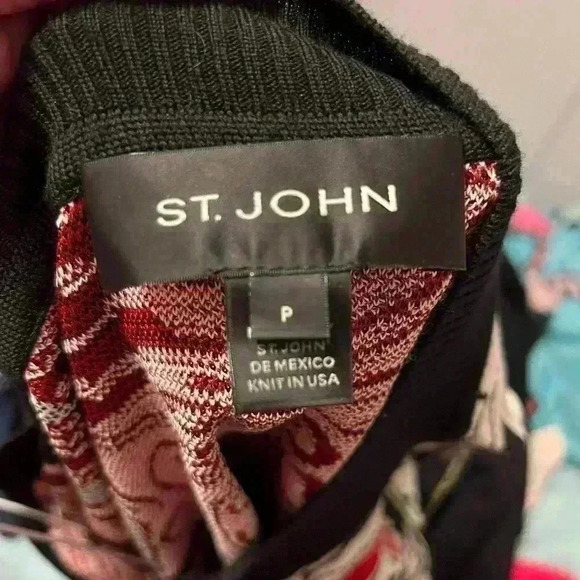 St.John (Black Label) Rose Print Knit 3/4 Sleeve Cardigan Size P - Picture 13 of 14